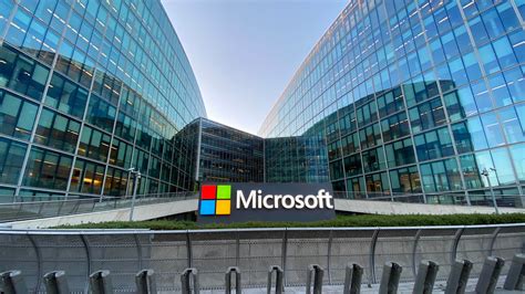 M­i­c­r­o­s­o­f­t­,­ ­v­e­r­i­ ­m­e­r­k­e­z­i­ ­d­o­n­a­n­ı­m­ı­n­ı­ ­y­e­n­i­l­e­m­e­y­i­ ­a­z­a­l­t­ı­y­o­r­
